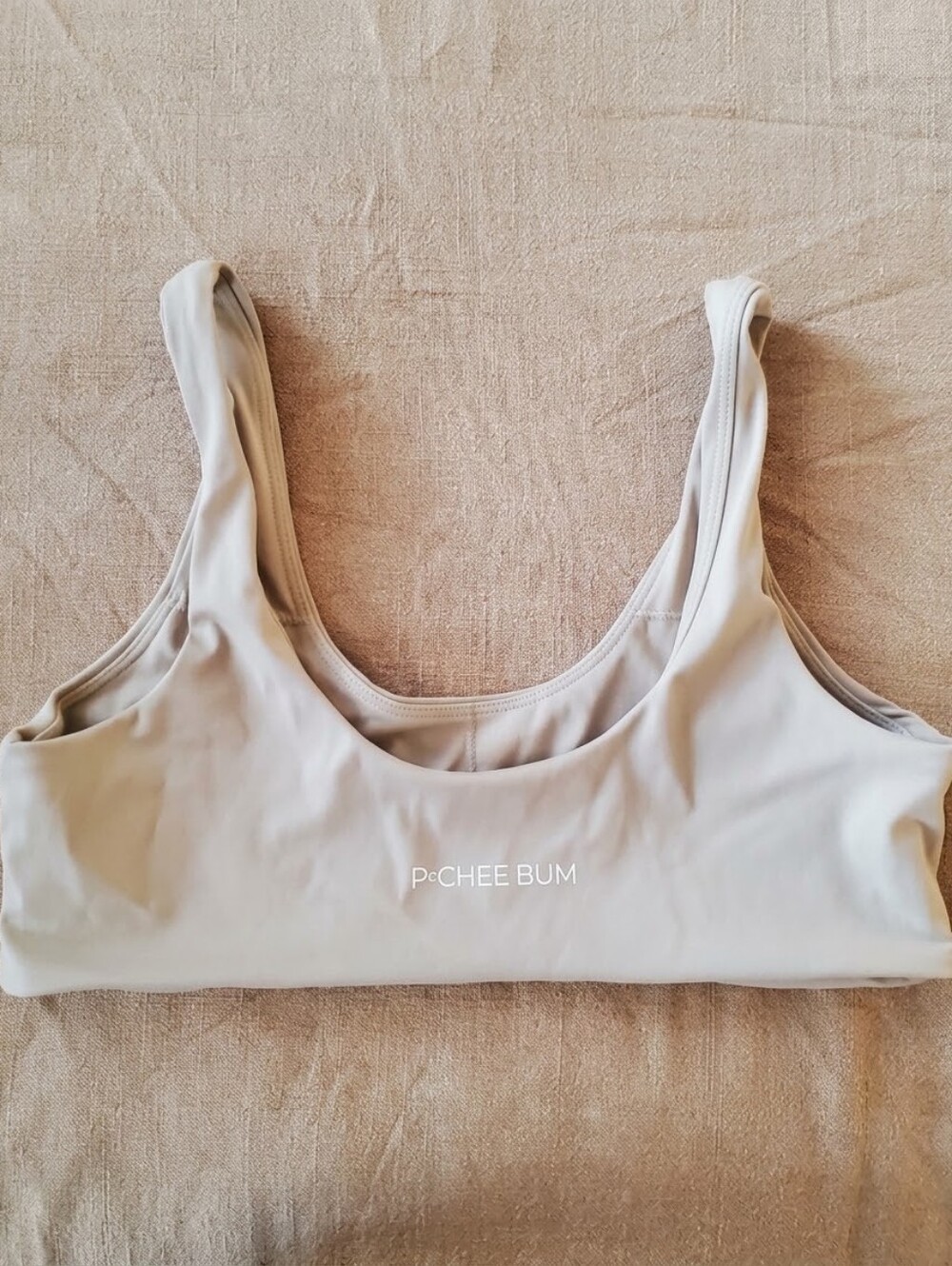 Pcheebum Women's Scoop Neck Beige Sports Bra Mudium